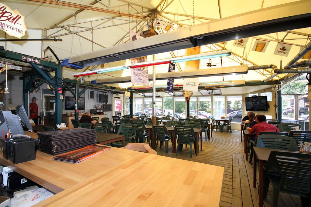 Coast High Country Inn Whitehorse Esterno foto