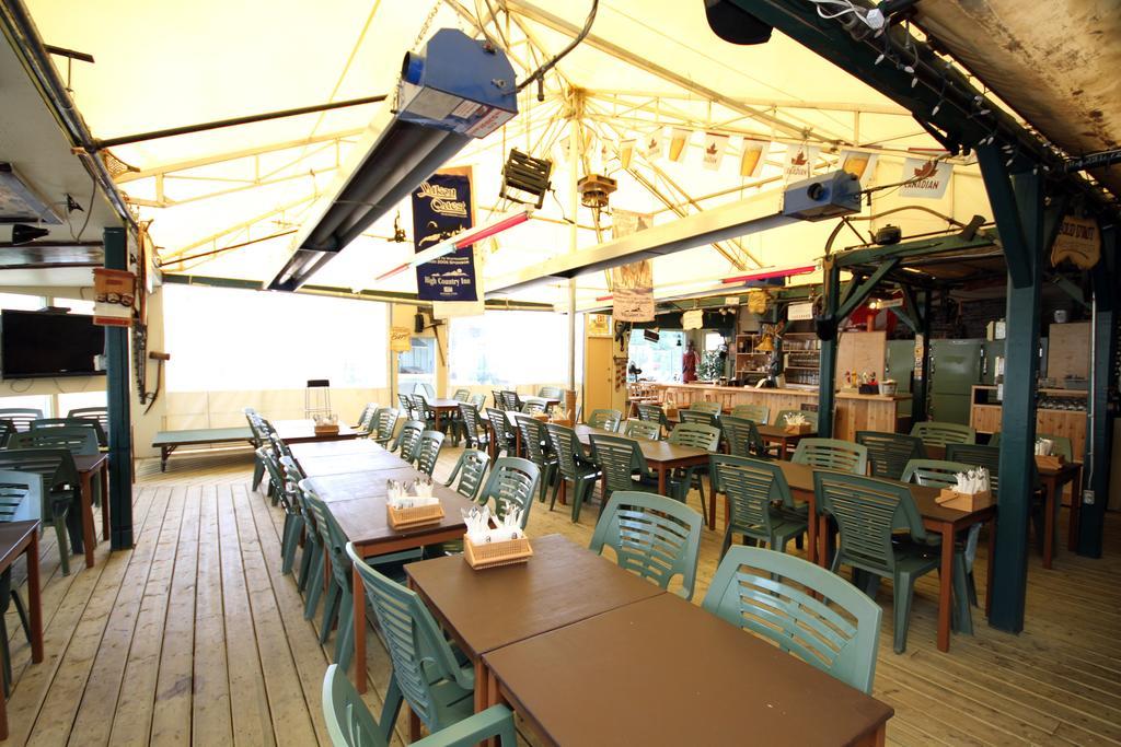 Coast High Country Inn Whitehorse Esterno foto