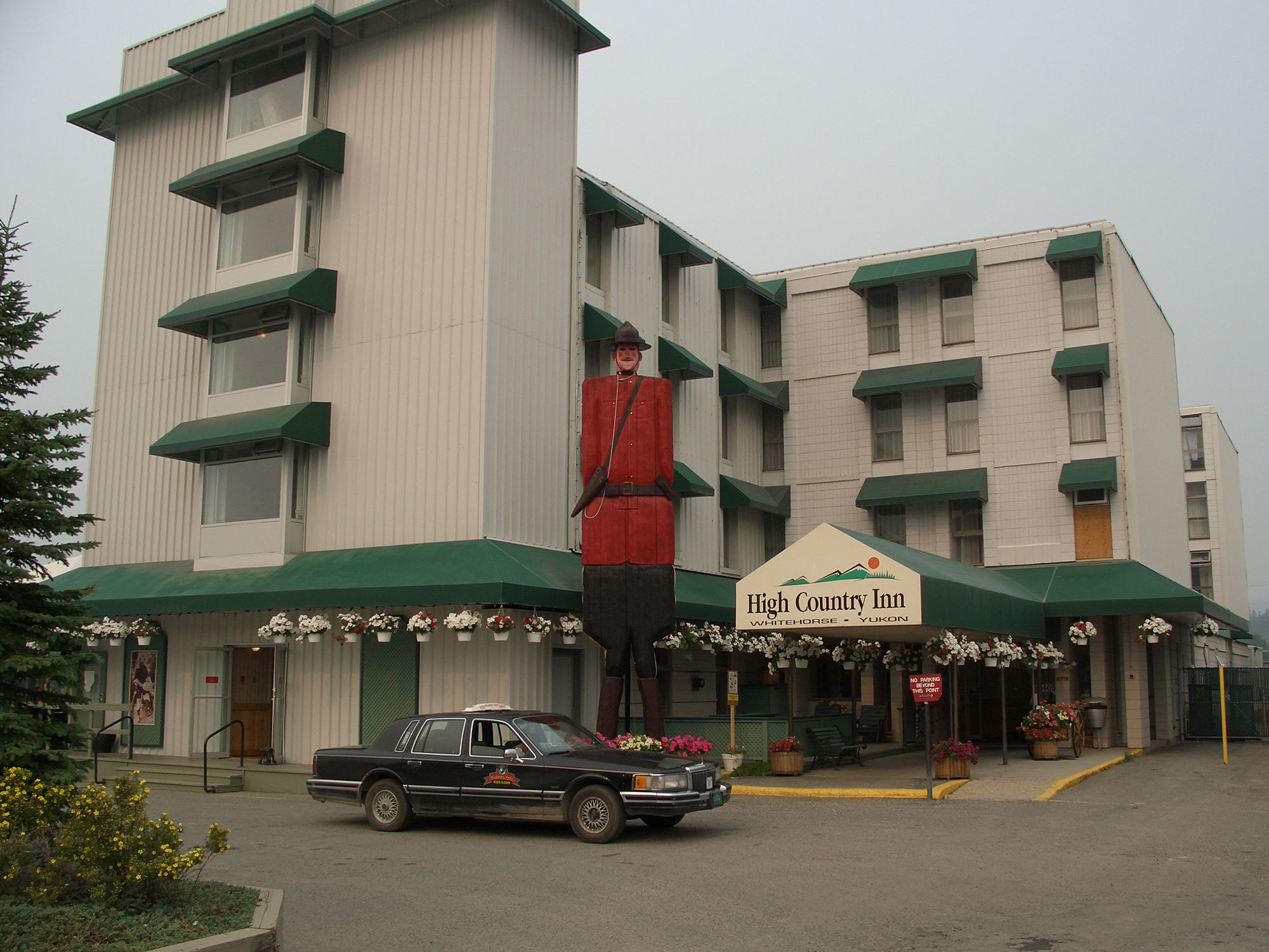 Coast High Country Inn Whitehorse Esterno foto